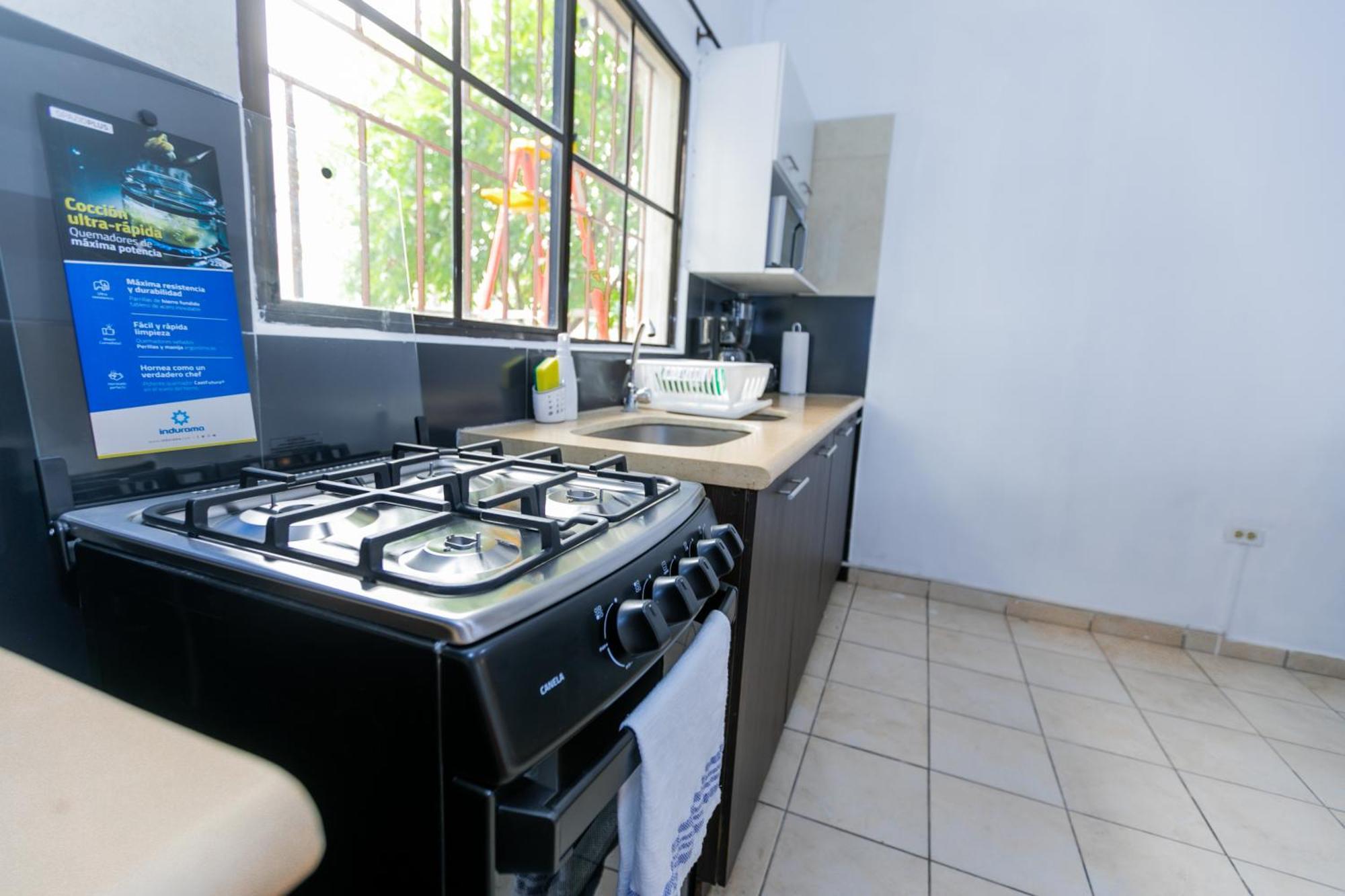 Hotel Friendly House Santa Tecla Exterior foto