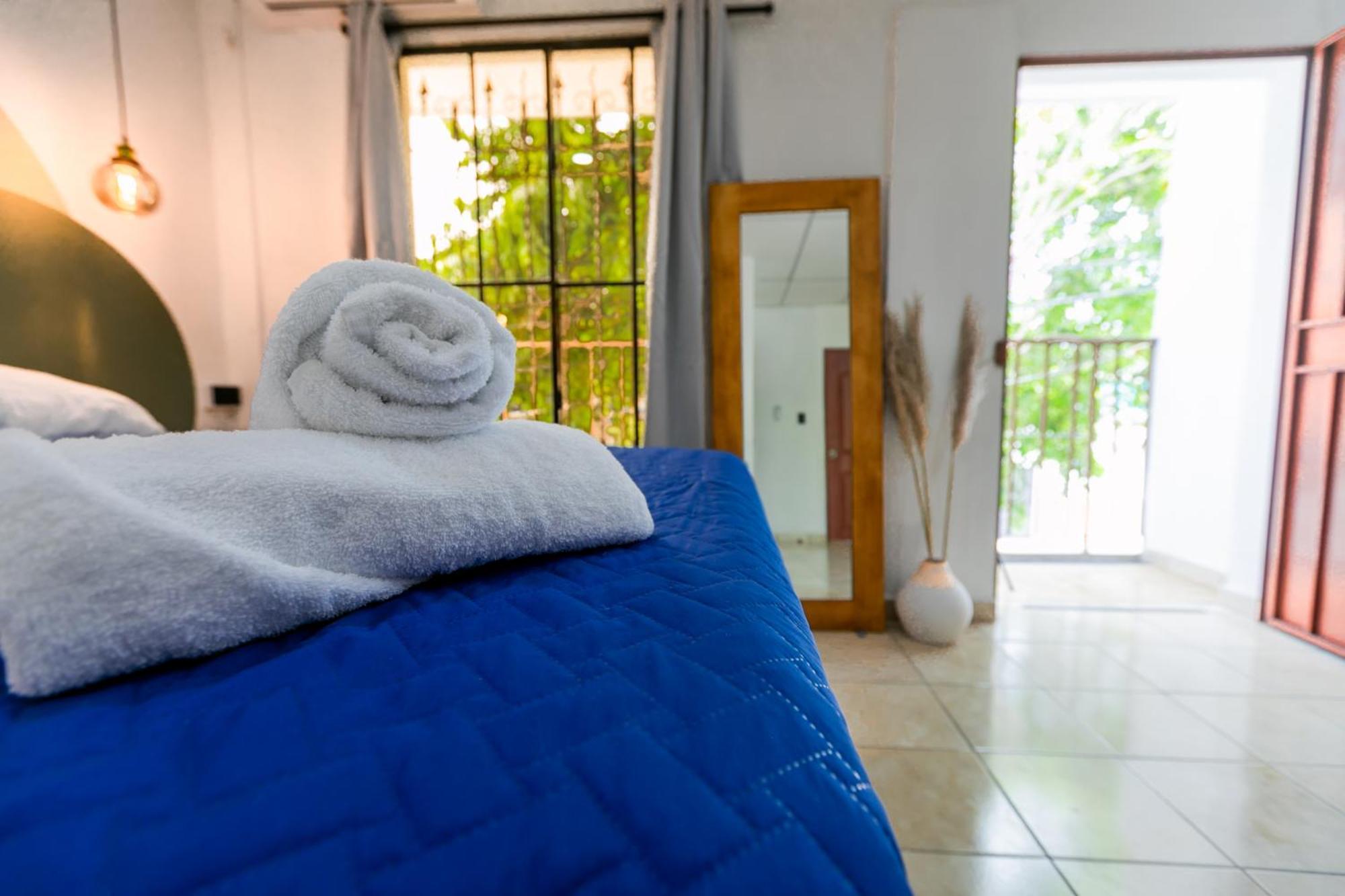Hotel Friendly House Santa Tecla Exterior foto