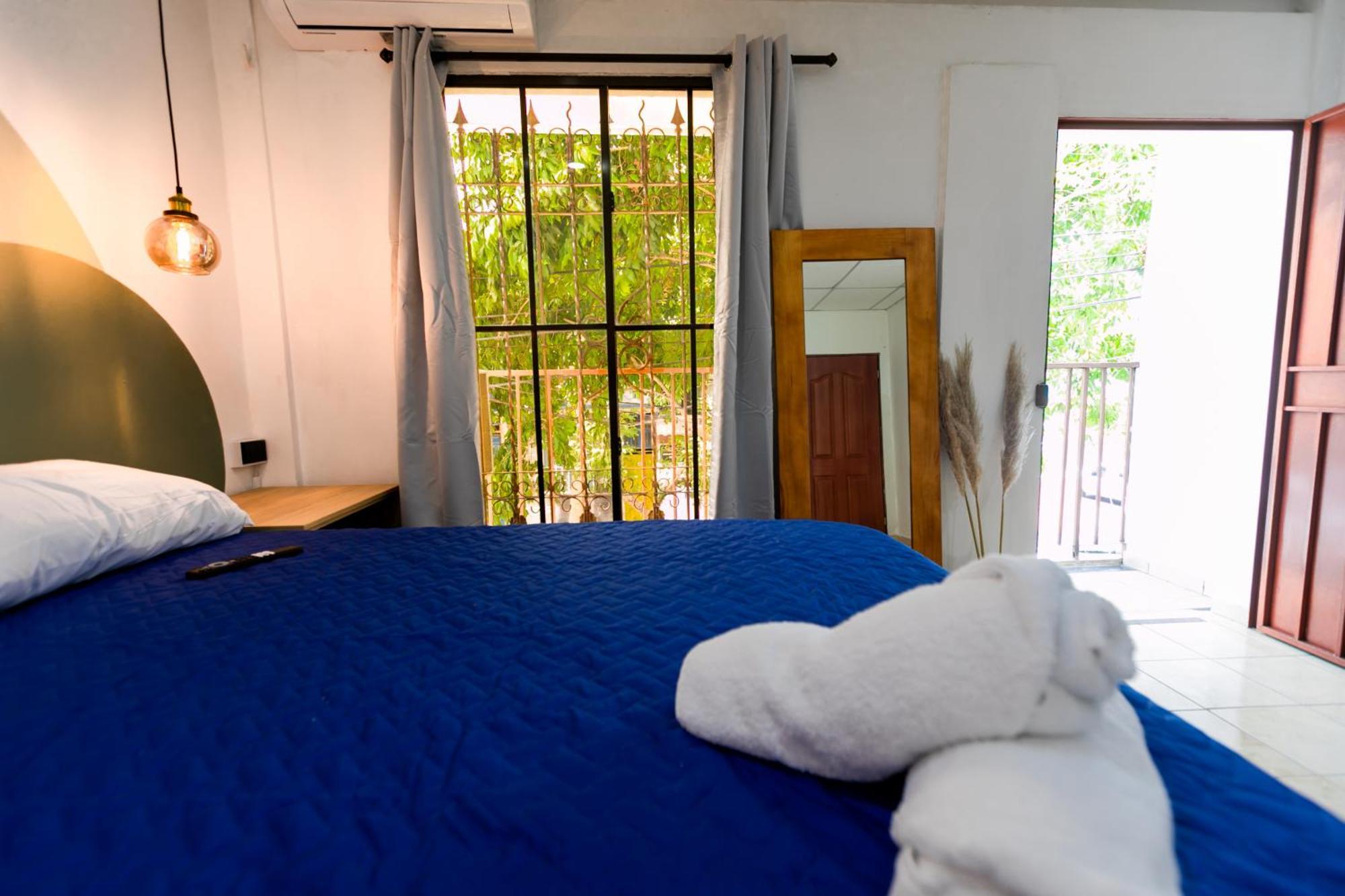 Hotel Friendly House Santa Tecla Exterior foto