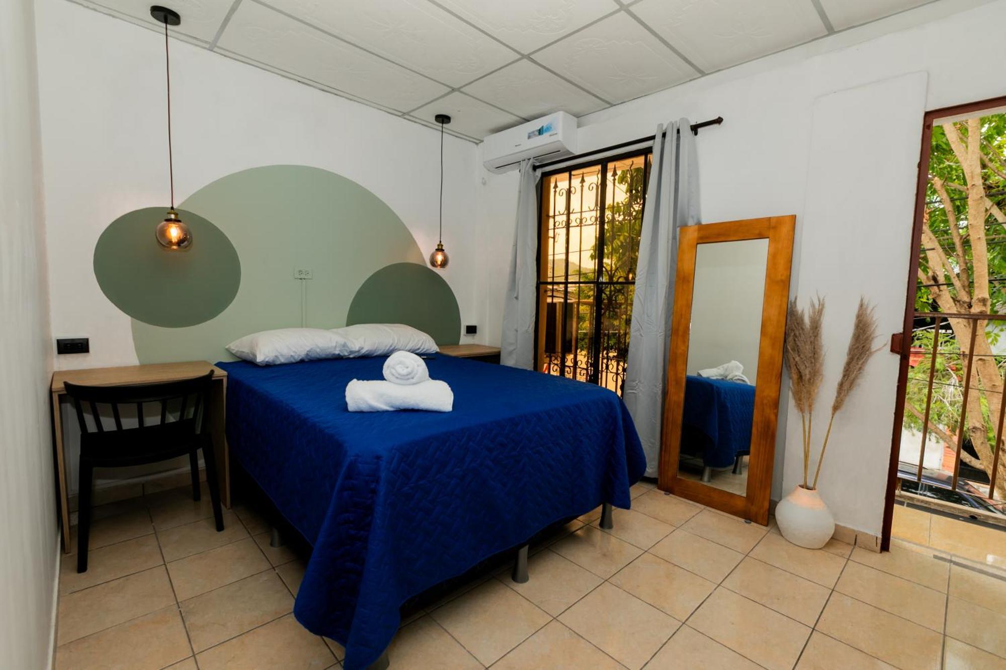 Hotel Friendly House Santa Tecla Exterior foto