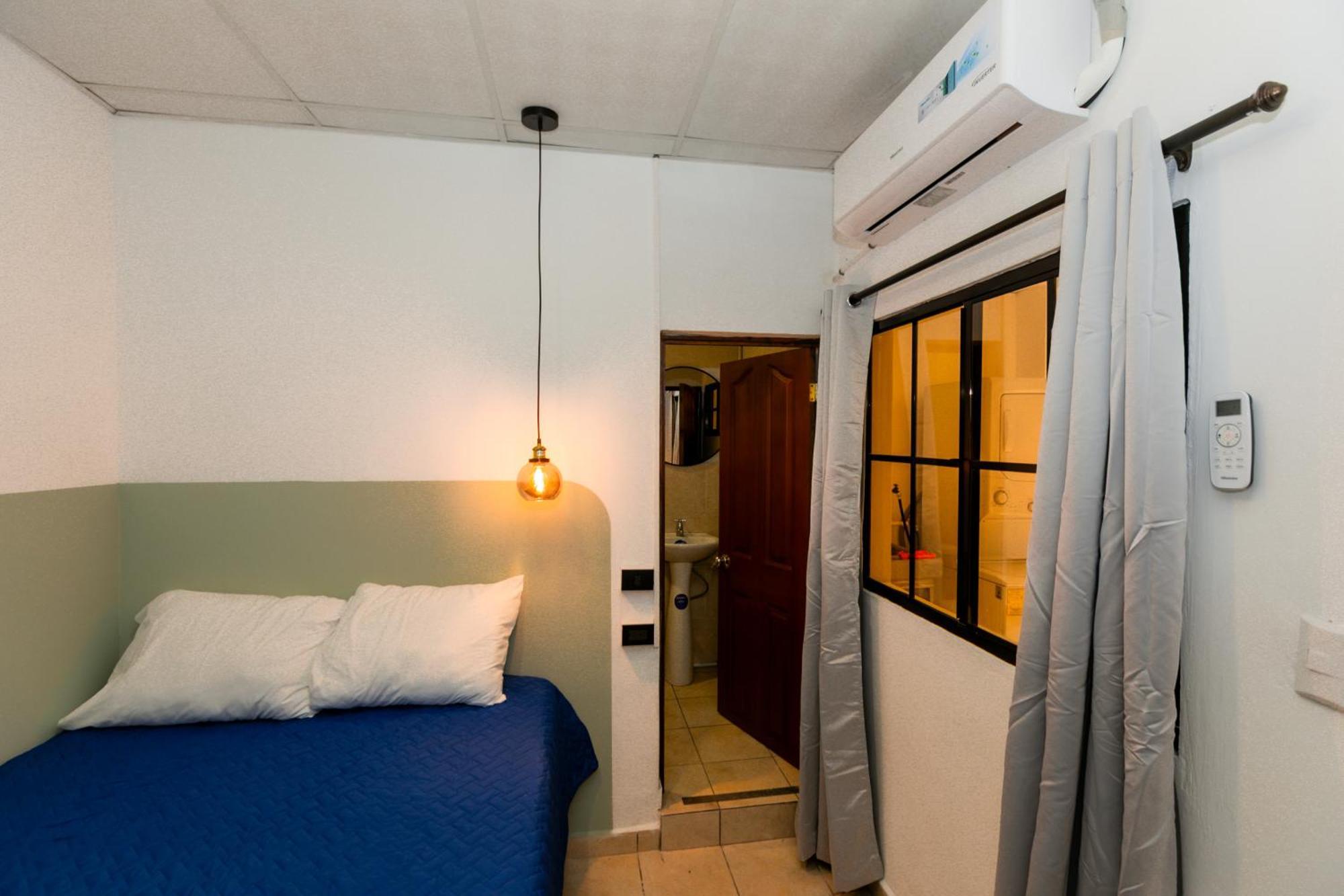 Hotel Friendly House Santa Tecla Exterior foto
